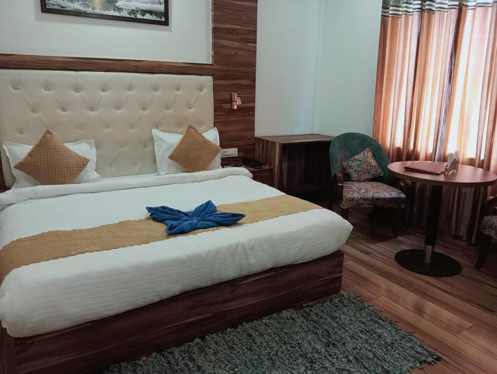 Hotel D Plaza Zirakpur Dış mekan fotoğraf